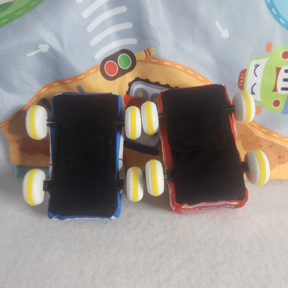 Gisorisn Baby Toy Play Mat With Soft Cars